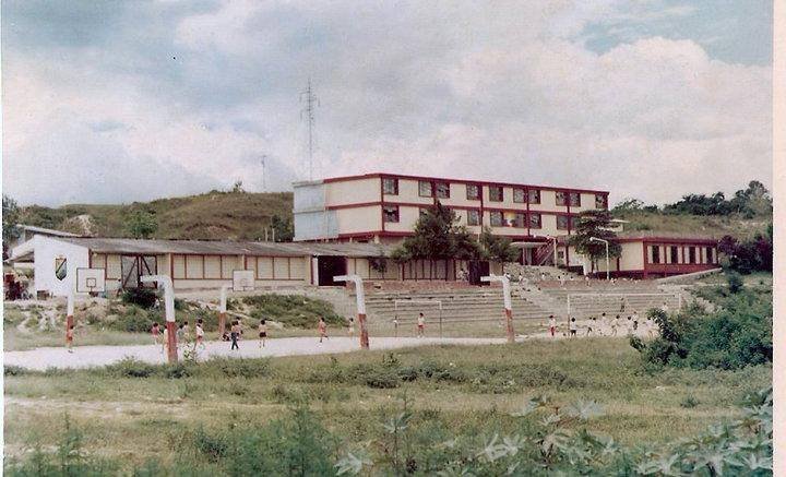 Colegio Francisco Fernández de Contreras, donde estudió Wilmar Navarro